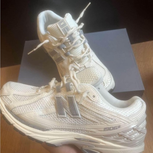 New balance 1906r - Picture 2 of 2